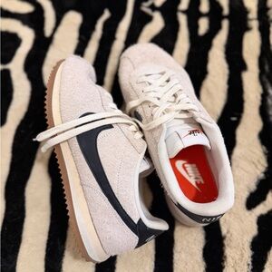 Nike Cortez Sneakers